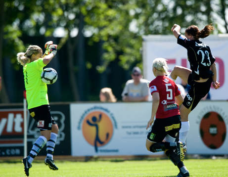 Sandra Wahldén, målvakt, Kristianstad, räddar skott