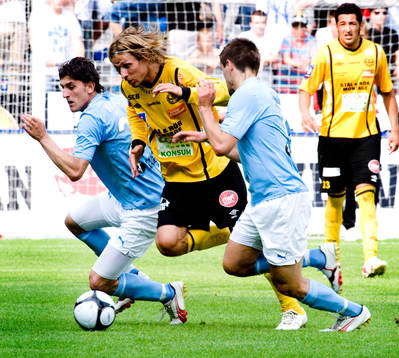 Tobias Grahn, Mjällby och Agon Mehmeti, Malmö