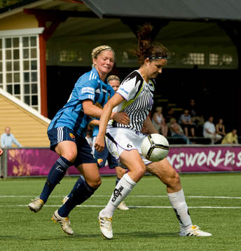 Caroline Frånberg, Djurgården och Kathryn Gill, LdB