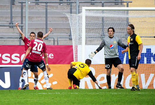 Björn Anklev gör 1-0 till Örgryte. Jubel