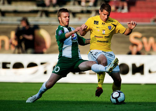 Andreas Dahl, Hammarby, stoppar Stefan Rodevåg, Falkenberg