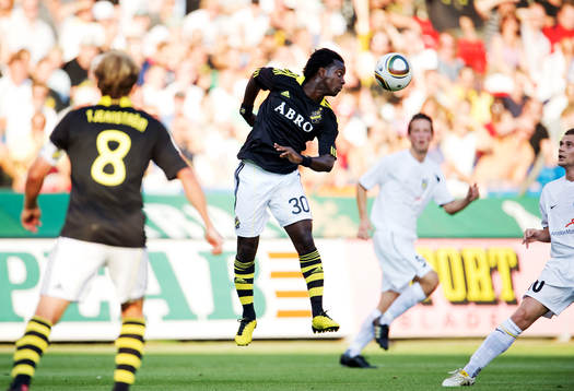 Dulee Johnson, AIK, nickar bollen