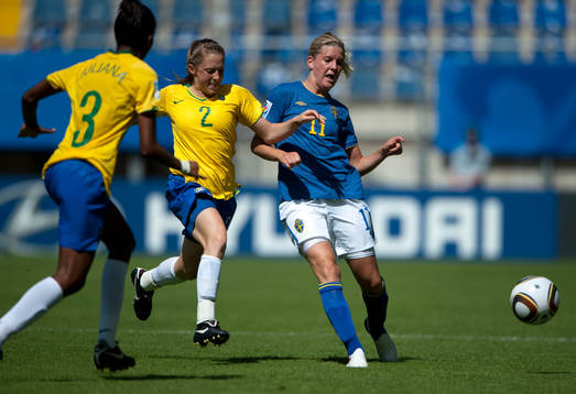 Leah, Brasilien och Olivia Schough, Sverige