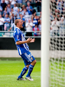 Ragnar Sigurdsson, Göteborg, gör 3-0. Jubel