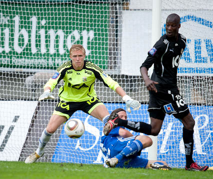 Markus Sandberg, målvakt, Göteborg,  Joe Sise, Halmstad