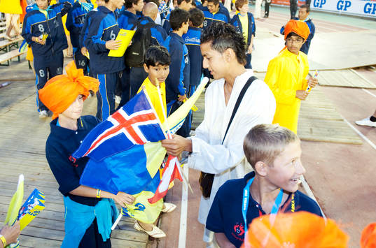 Fotboll, Gothia Cup, Invigning