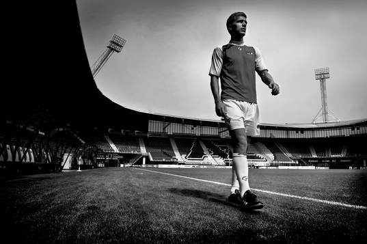 Pontus Wernbloom inne på arenan Az Stadion