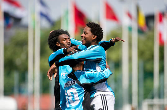 Fotboll, ungdom, Gothia Cup, P17, Helisingborg - Quininde,