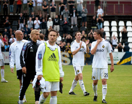 Nils-Eric Johansson, AIK applåderar fansen