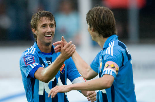 0-1, Philip Hellquist, som grattas av Johan Oremo