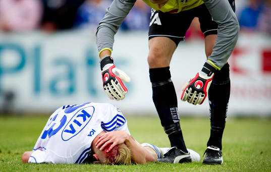 Sebastian Eriksson, IFK Göteborg har fått en smäll i