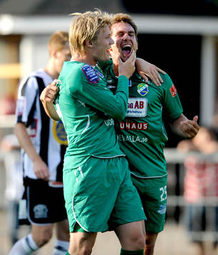 Michel Thomas, Ljungskile har gjort 1-0. Jubel