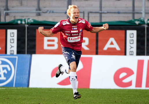 Christofer Bentsson, Örgryte, gör 2-0. Jubel
