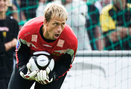 Mattias Asper, målvakt, räddning