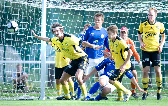 Filip Thurn rensar undan