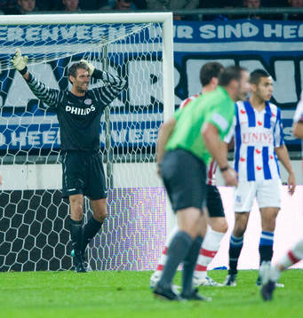 Andreas Isaksson, målvakt, Eindhoven