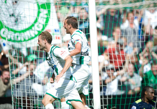 Andreas Granqvist och Nicklas Pedersen, Groningen (Jubel)