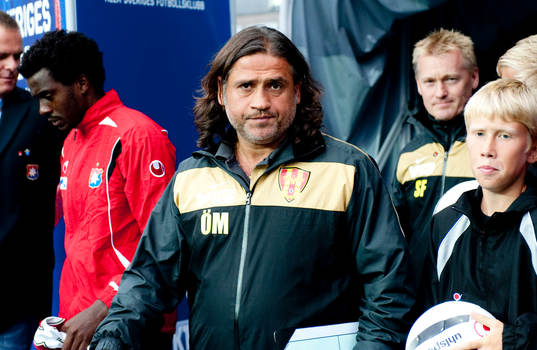 Özcan Melkemichel, tränare Syrianska