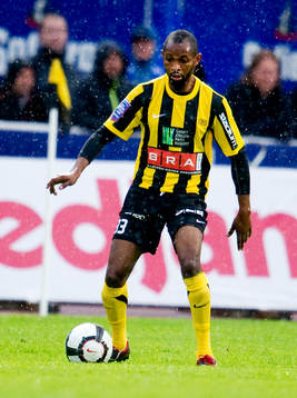 Rene Makondele, debut