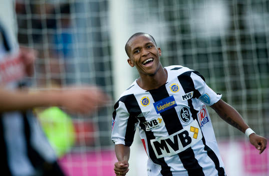 3-0 Surprise, Bradley Ralani. Jubel