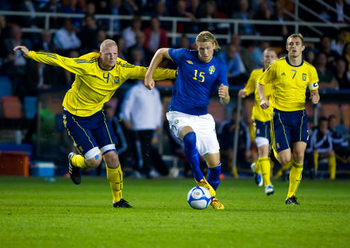 Gary Kenneth, Skottland, Ola Toivonen, Sverige och Darren