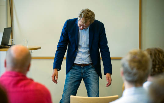 Erik Hamrén, förbundskapten, fotboll, Sverge A, imiterar