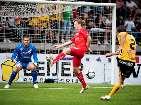 Mathias Florén, Elfsborg, gör 1-0. Petter Wastå,