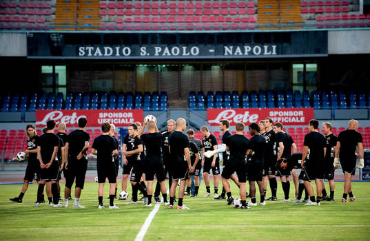 Elfsborg tränar på Stadio San Paolo, Napoli (Neapel,
