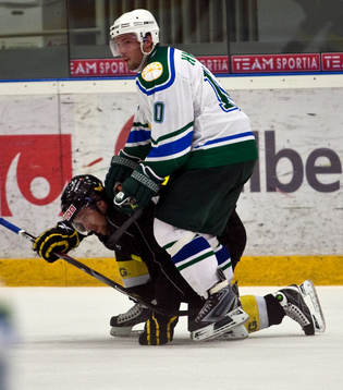 Robert Nilsson, Salavat och Marcus Söderqvist, Västerås
