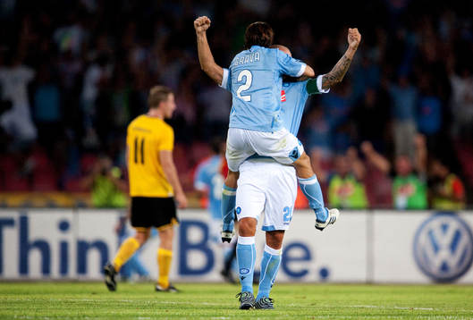 Ezequiel Lavezzi och Gianluca Grava, Napoli (Jubel)