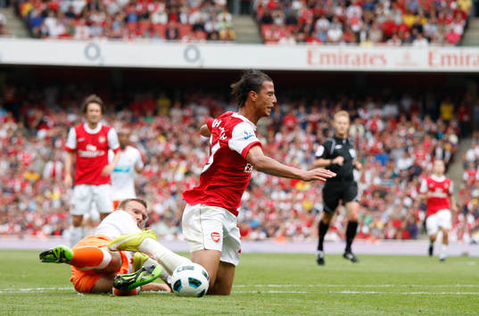 Ian Evatt, Blackpool och Marouane Chamakh, Arsenal