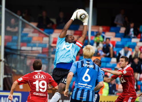 Pa Dembo Touray, målvakt, Djurgården