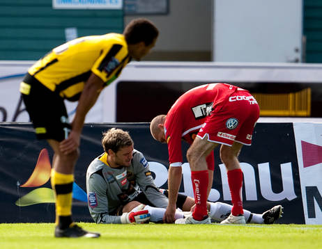 Jesper Christiansen, målvakt IF Elfsborg, får utgå pga