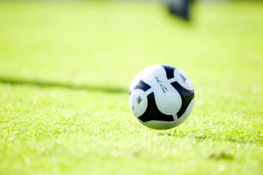 Boll, fotboll, gräs, gräsmatta