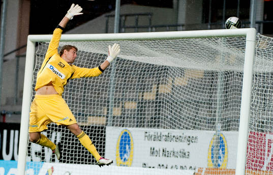 Bläddra bland fler bilder av Fotboll, Allsvenskan, Gais - Brommapojkarna