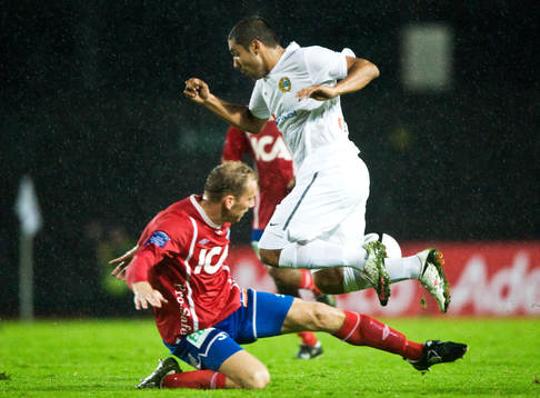 Sebastian Catro-Tello, Hammarby, undviker tackling,