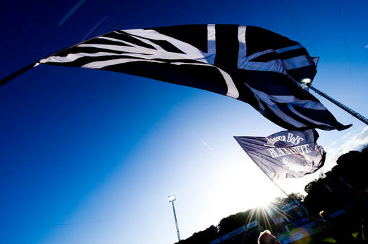 Flagga, tifo