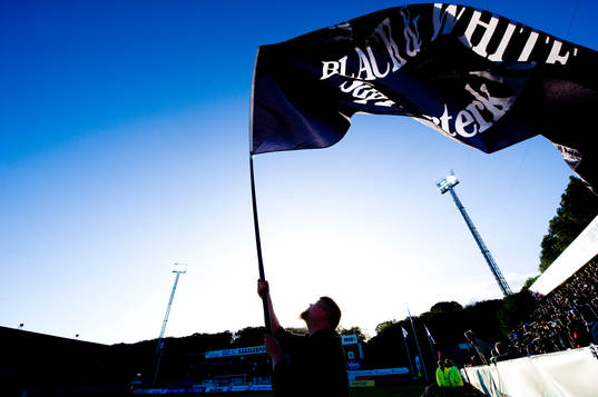 Flagga, Tifo