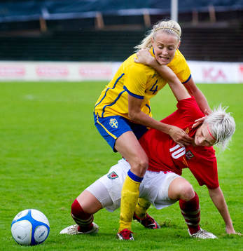Josefine Öqvist, Sverige, Jessica Fishlock, Wales