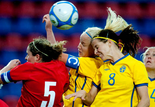 Emma Jones, Wales, Caroline Seger, Lotta Schelin, Sverige