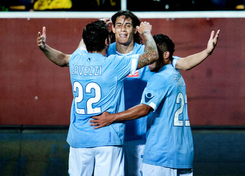 Cavani gör 0-2  till Napoli. Jubel