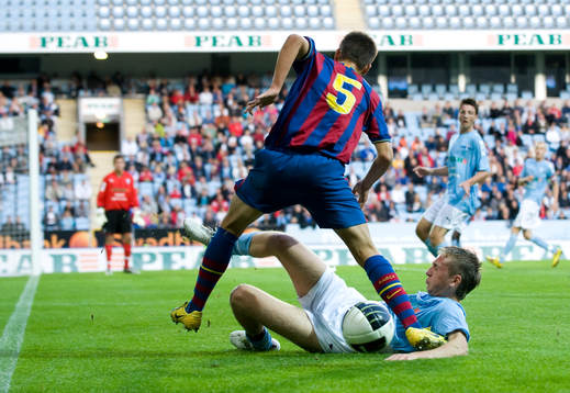 Josue Currais Prieto, Barcelona, har fintat ner en