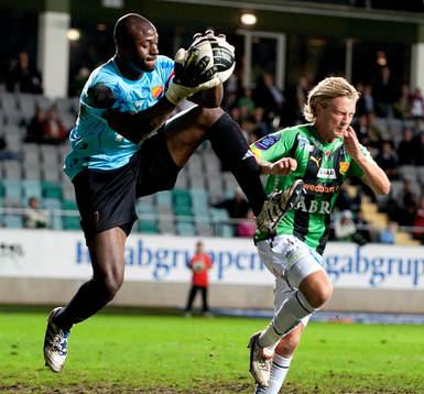 Pa Dembo Touray, målvakt,  Djurgården, Tommy Lycén, GAIS