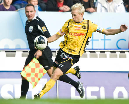 Johan Larsson. Assisterande domare