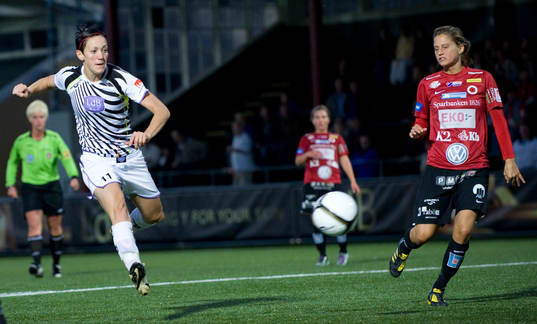 2-3 Therese Sjögran med ett perfekt skott