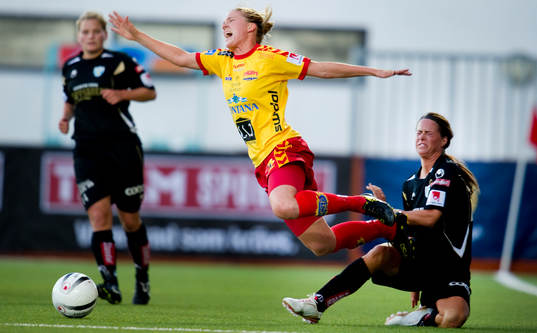 Kirsten van de Ven, Tyresö kapas av Johanna Almgren,