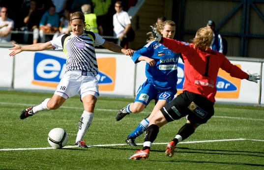 Pavlina Scasna, Malmö. Situationen som leder fram till 2-0