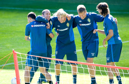 Fotbollstennis, grabbarna som vann fotbollstennisen, Emir