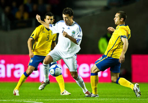 Matteo Vitaioli, San Marino och Emir Bajrami, Sverige