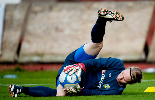 Hedvig Lindahl, målvakt